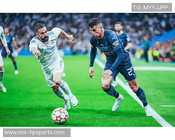 03年欧冠经典对决回顾皇马与曼联的巅峰对决与历史意义分析